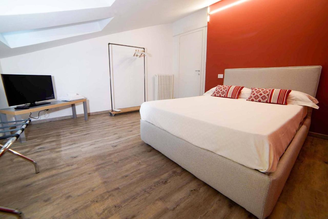 B&B Luci Di Stelle Saluzzo Exterior foto